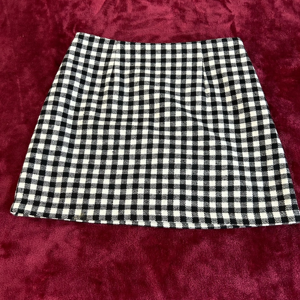 Forever 21 Black and White A-line Mini Skirt